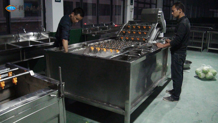 氣泡清洗機試機調試