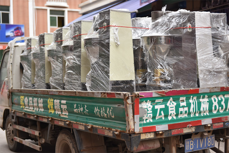 一車肉丸成型機